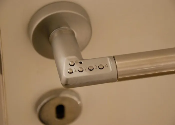 Gasthof Private W/ Ba W/ac In Trastevere Rr *